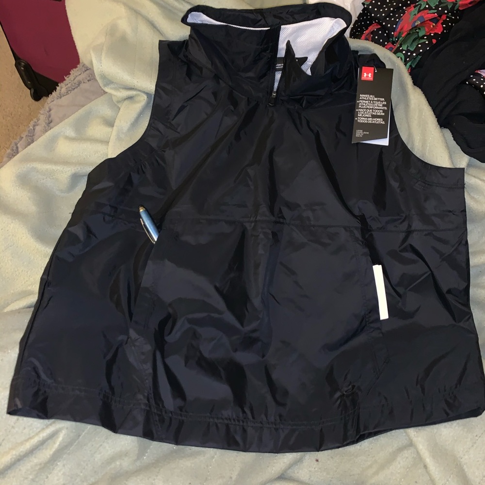 Under Armour 1/4 Zipper Woven Black Vest Sz.S